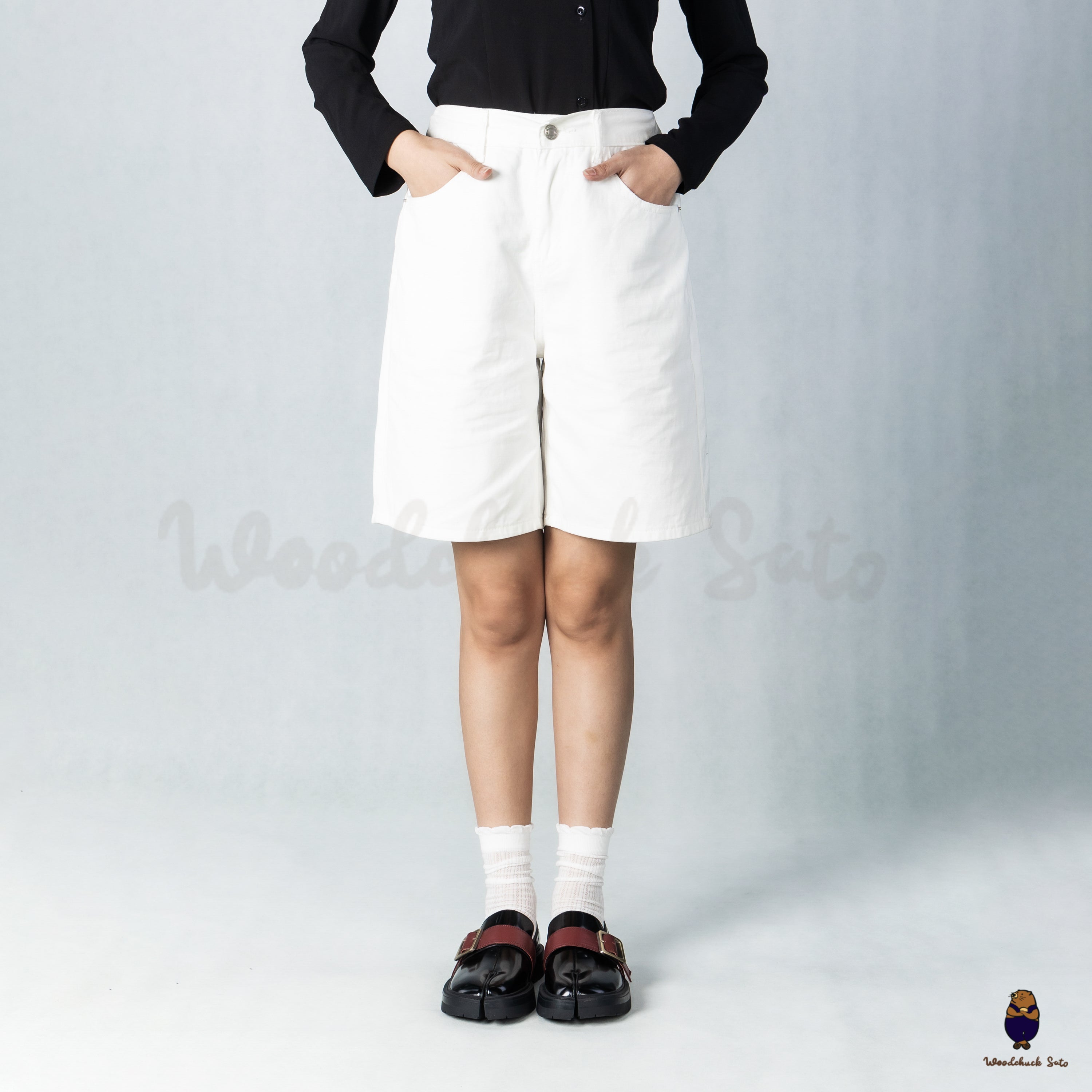 WoodchuckSato Black Edge-Beaded Cowhide Leather Tabi Loafers with Removable Red Strap & Chunky Sole