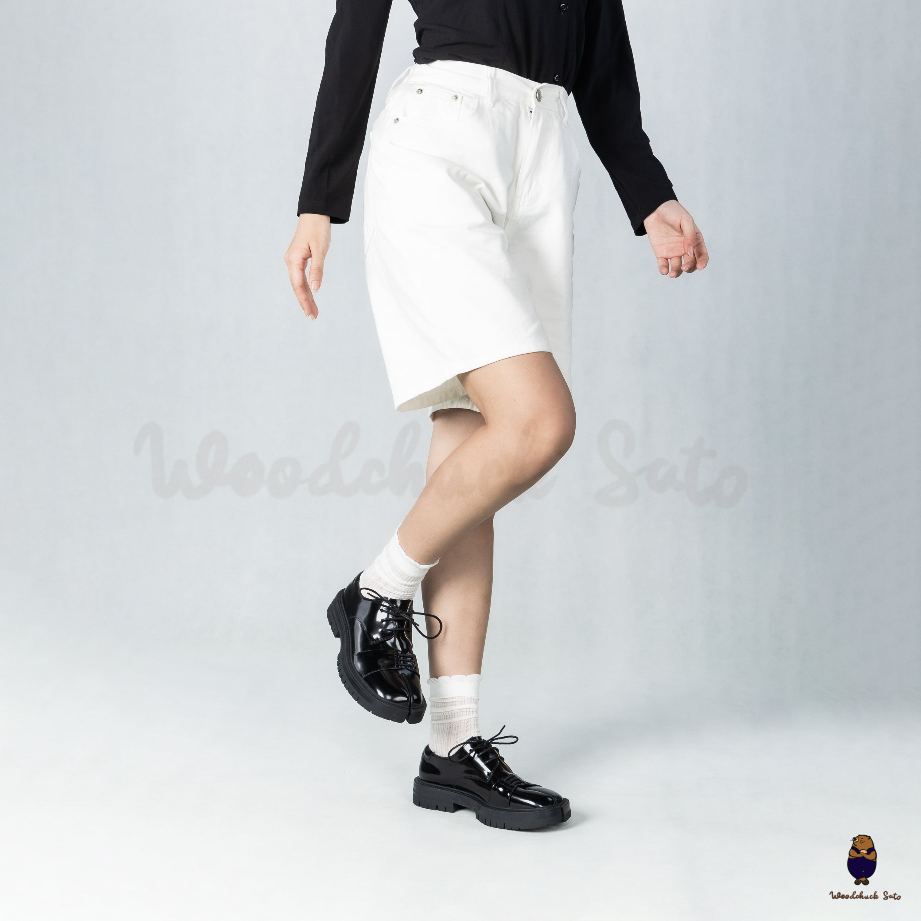 WoodchuckSato Black Edge-Beaded Cowhide Leather Tabi Derby Shoes with Double-Lace Design & Chunky Sole