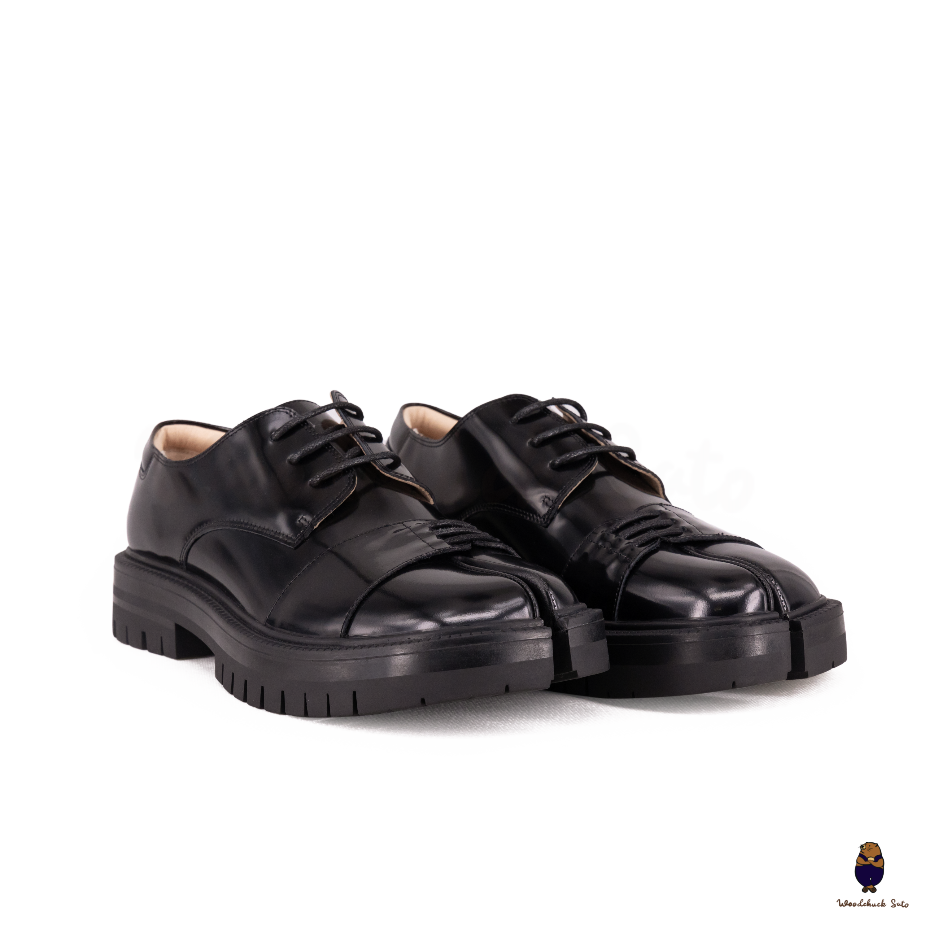 WoodchuckSato Black Edge-Beaded Cowhide Leather Tabi Derby Shoes with Double-Lace Design & Chunky Sole