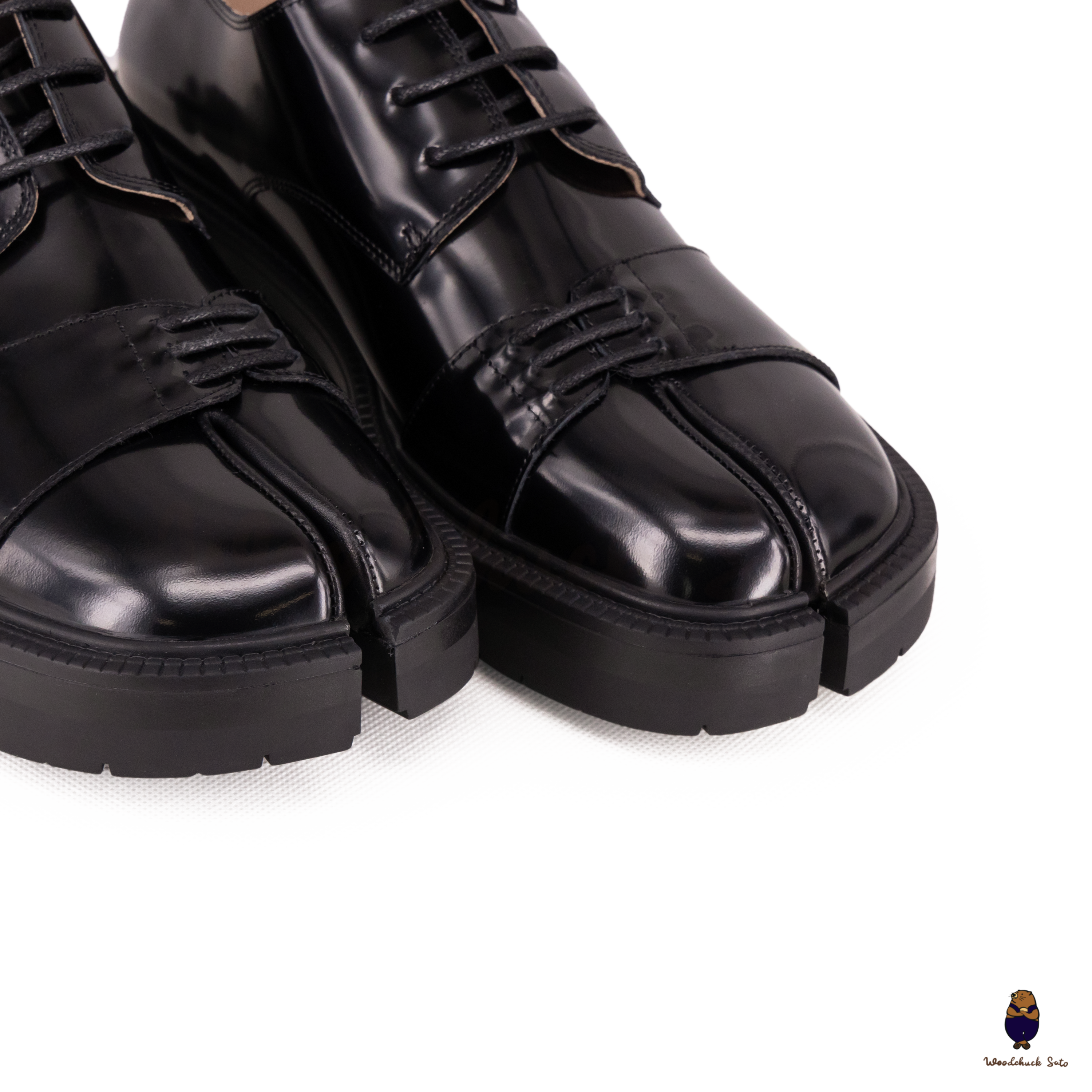 WoodchuckSato Black Edge-Beaded Cowhide Leather Tabi Derby Shoes with Double-Lace Design & Chunky Sole