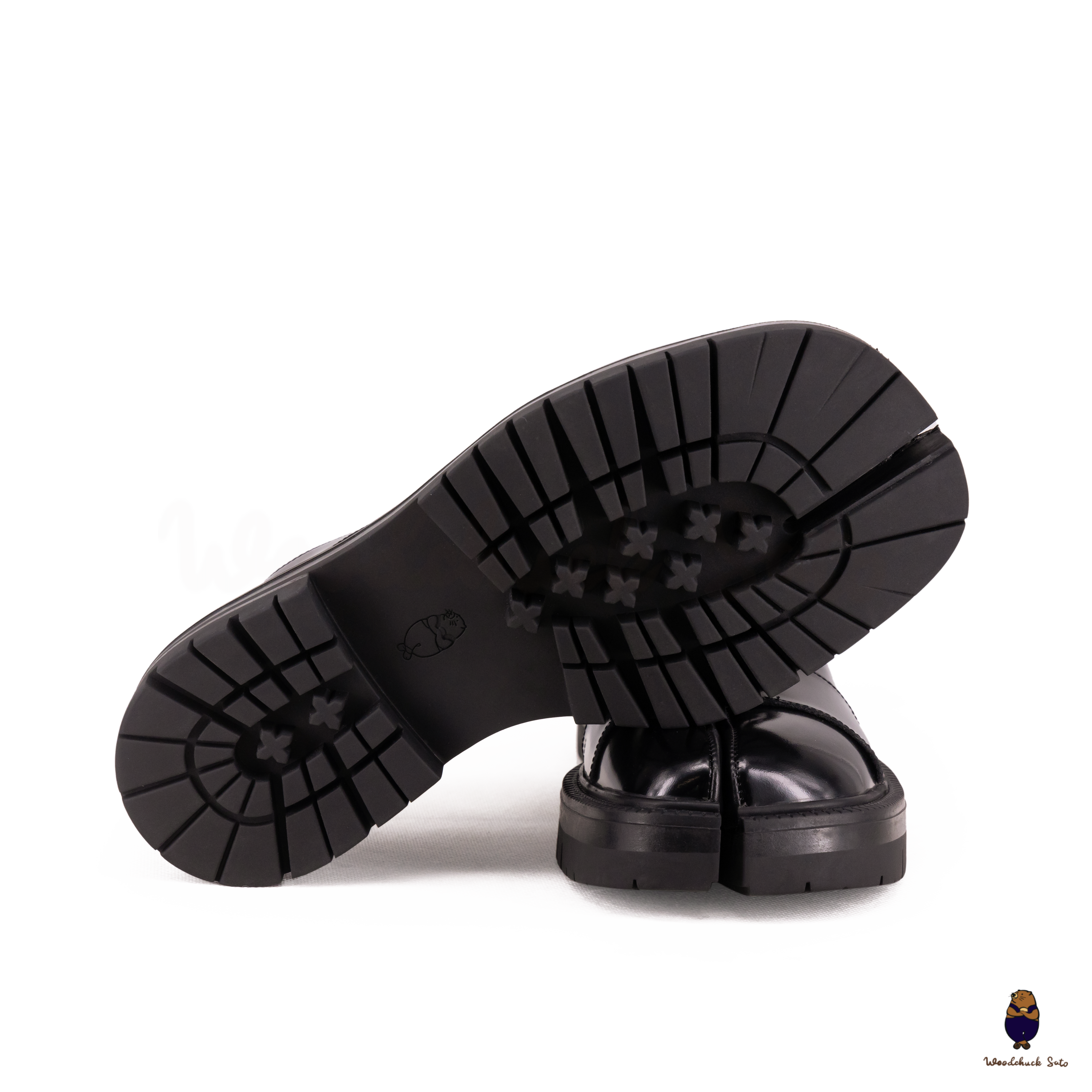 WoodchuckSato Black Edge-Beaded Cowhide Leather Tabi Derby Shoes with Double-Lace Design & Chunky Sole