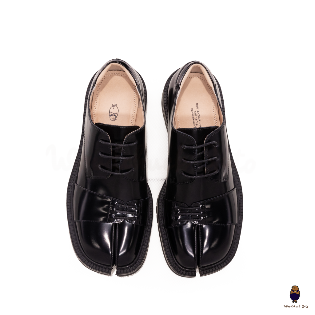 WoodchuckSato Black Edge-Beaded Cowhide Leather Tabi Derby Shoes with Double-Lace Design & Chunky Sole