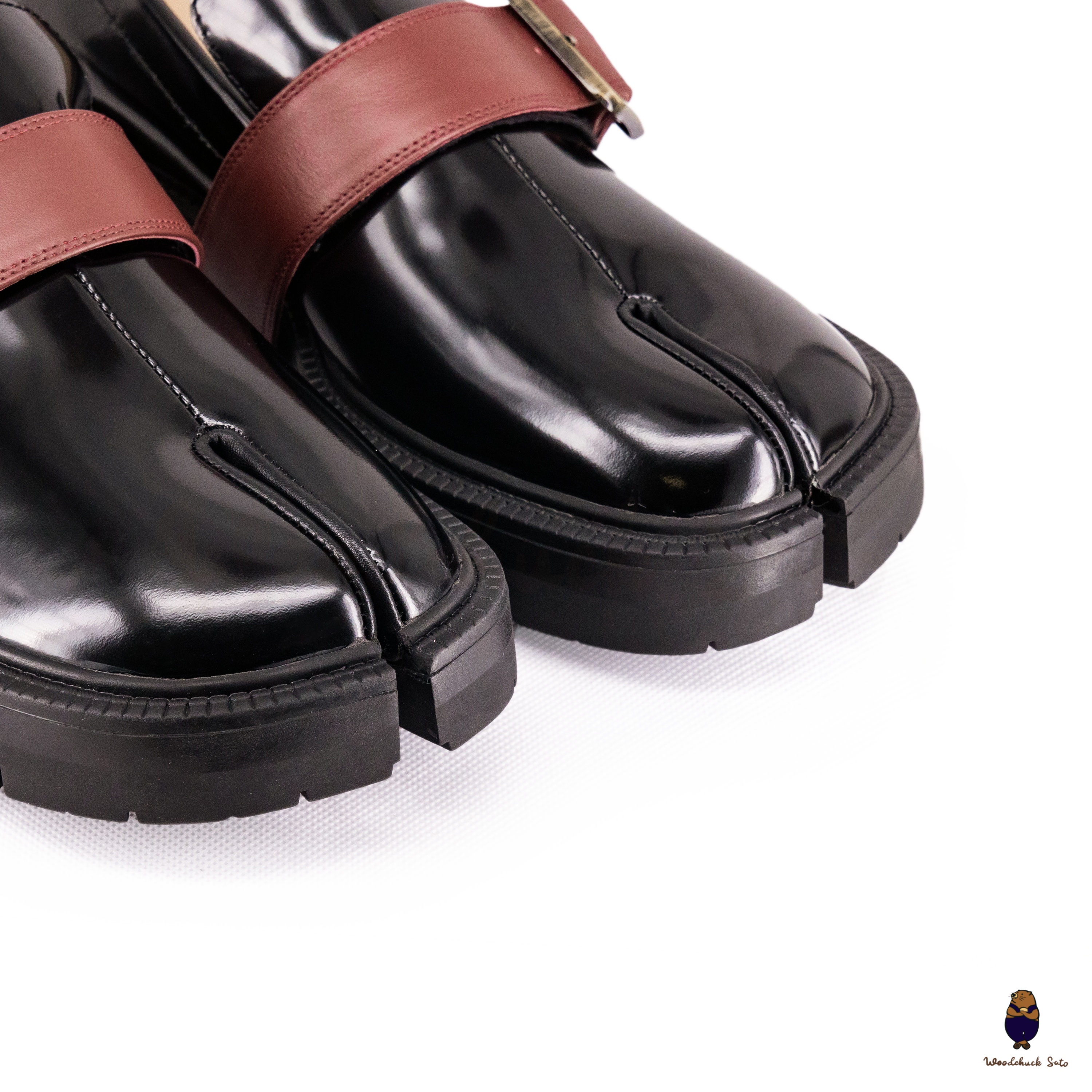 WoodchuckSato Black Edge-Beaded Cowhide Leather Tabi Loafers with Removable Red Strap & Chunky Sole