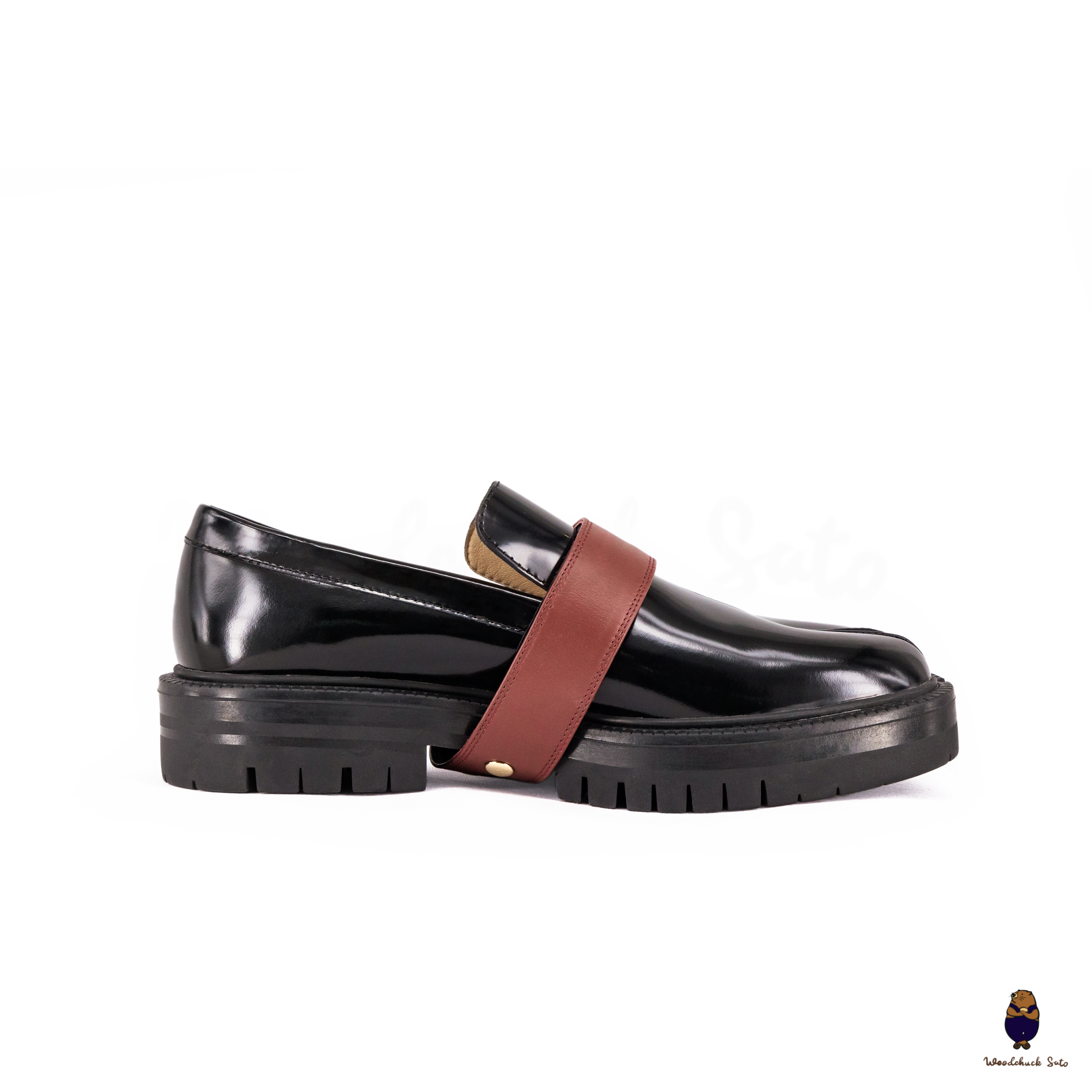 WoodchuckSato Black Edge-Beaded Cowhide Leather Tabi Loafers with Removable Red Strap & Chunky Sole