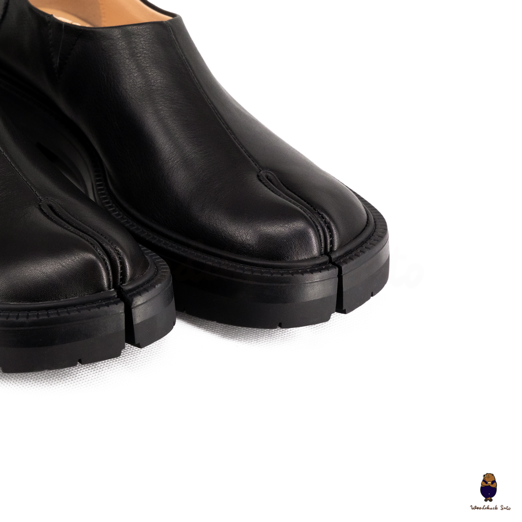 WoodchuckSato Black Leather Tabi Slip-On Lug Sole Loafers