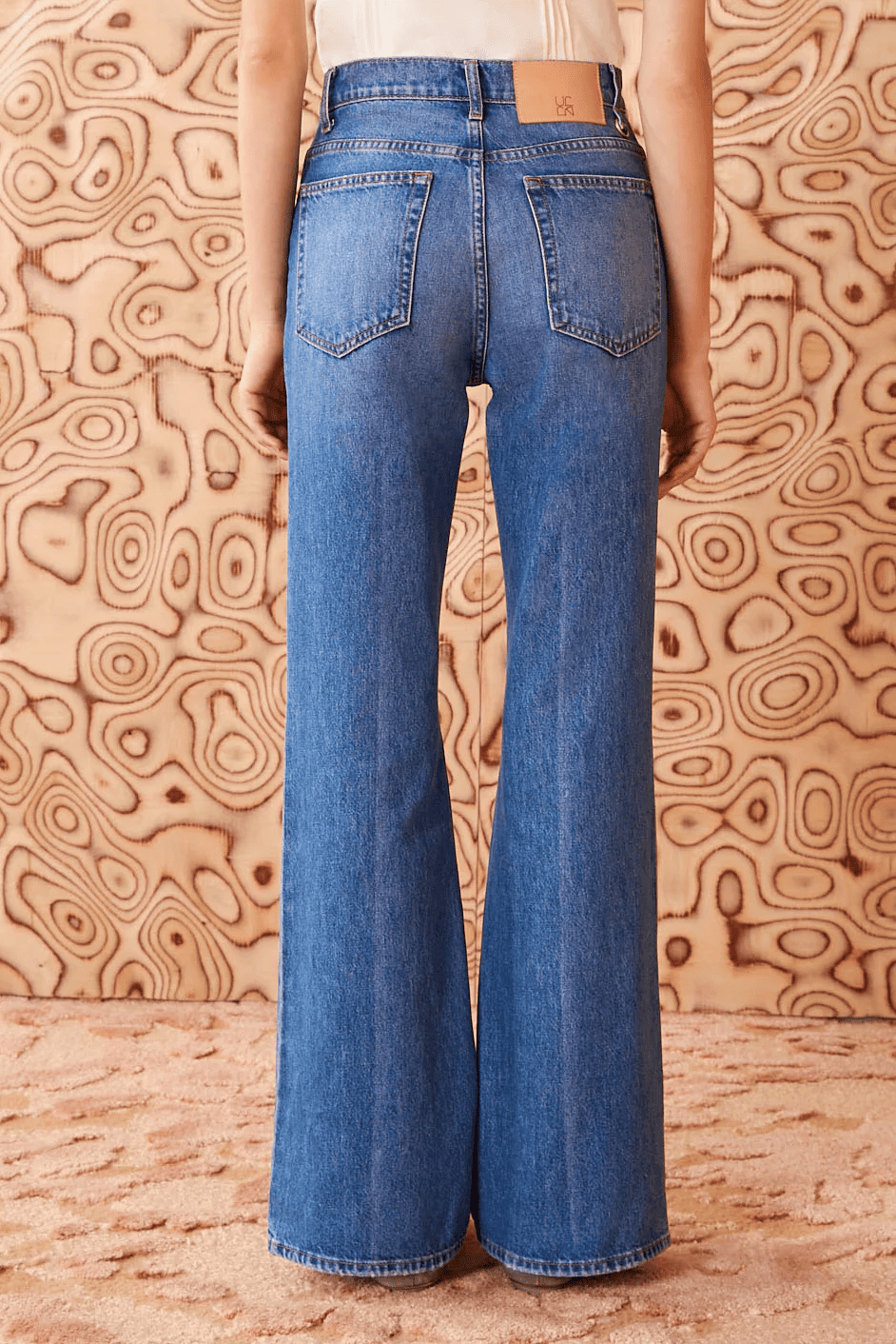 High Kick Straight Leg Jeans